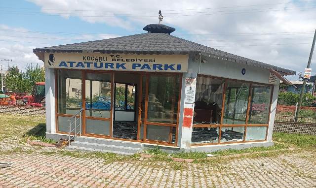Atatürk Parkı kaderine terk edildi