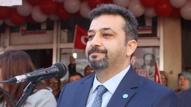 Başkan İstek, “Koçarlı halkından saklanmak istenen bir şeyler mi var?” 