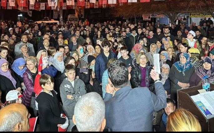 CHP’nin Yeniköy mitingi boş çıktı
