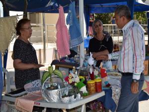 Başkan Kaplan Çakırbeyli pazarını ziyaret etti