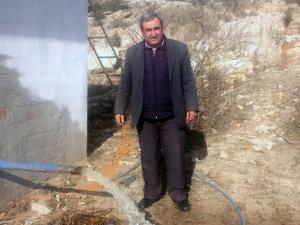 Esentepe muhtarı, içme suyu depomuzdan taşıyor 