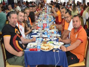 Galatasaraylılar şampiyonluk kahvaltısında buluştu