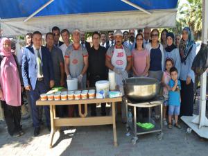 İlçe Tarım'dan aşure hayrı
