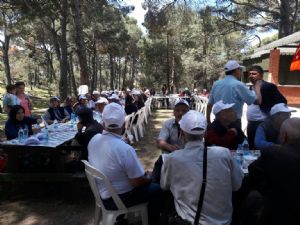 Şehit yakınları ve gaziler piknikte buluştu